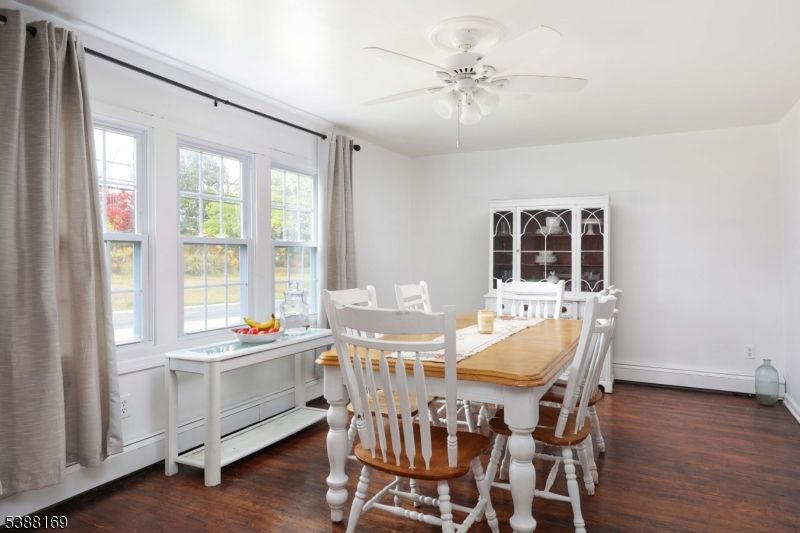 Dining room, Interior, Wood Texture Flooring