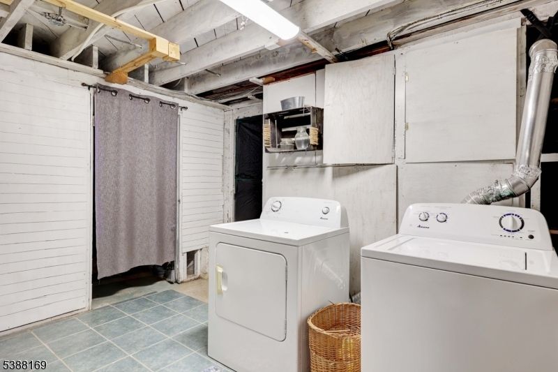 Interior, Utility Closets, Washer