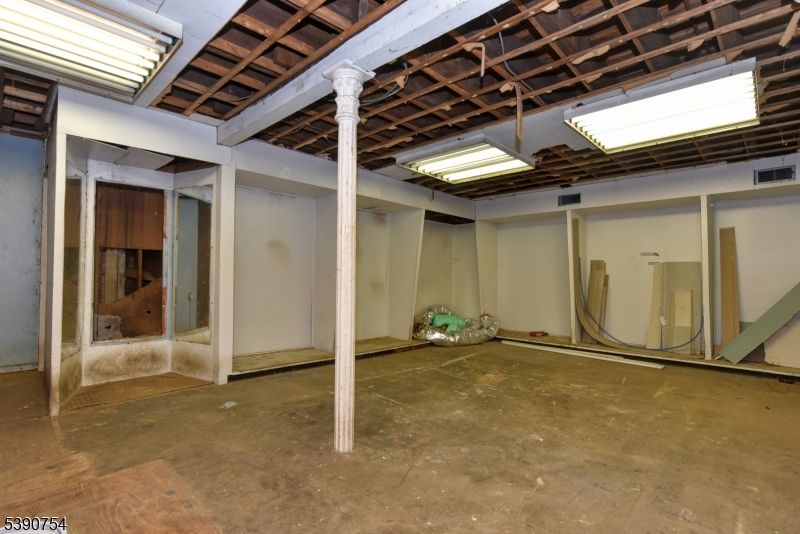 Interior, Wooden Beams