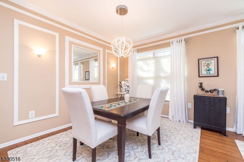Chandelier, Dining room, Interior, Pendant Lights, Wood Texture Flooring