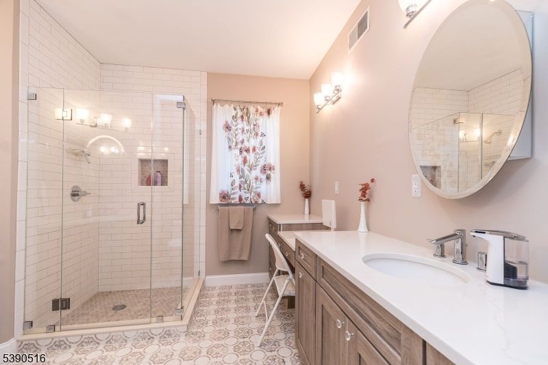 Bathroom, Glass Shower, Interior