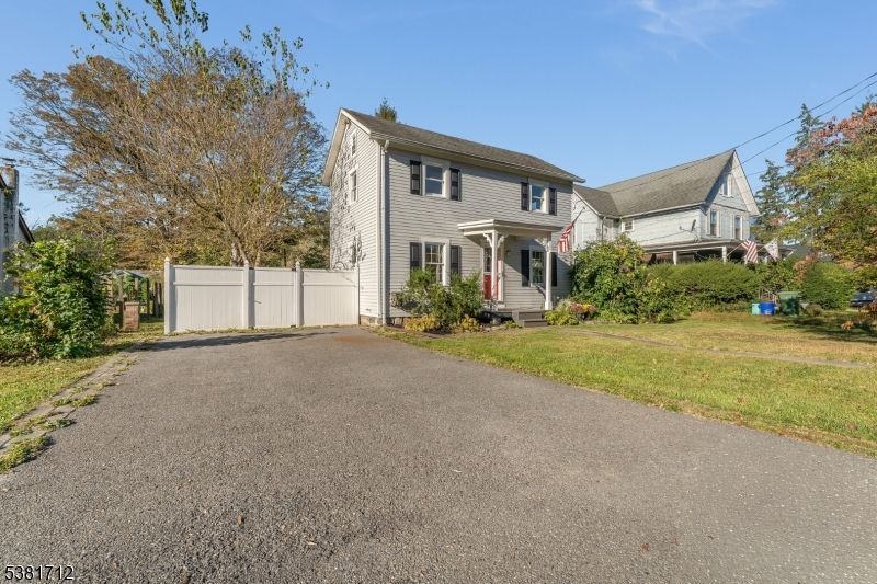 Backyard, Exterior, Facade, Georgian