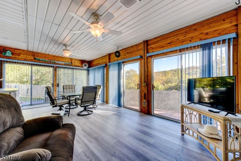 Dining room, Interior, Sun Room, Wood Texture Flooring, Wooden Walls