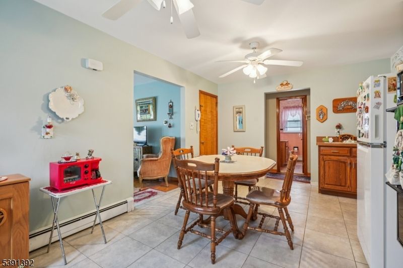 Dining room, Interior