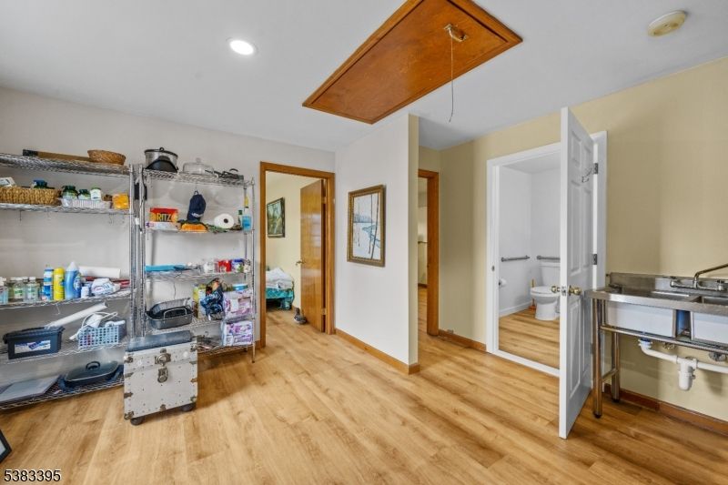 Interior, Recessed Lighting, Wood Texture Flooring