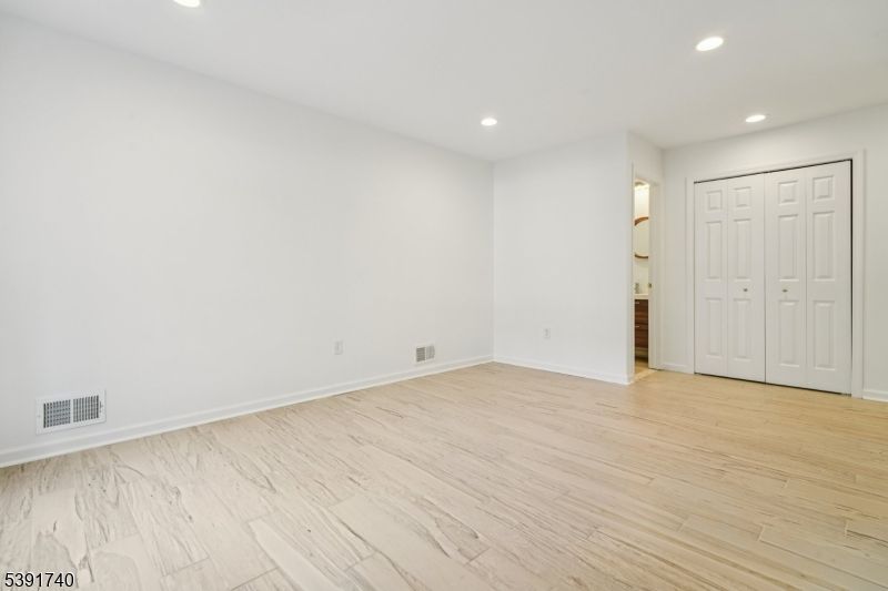 Empty room, Interior, Marble, Recessed Lighting, Wood Texture Flooring