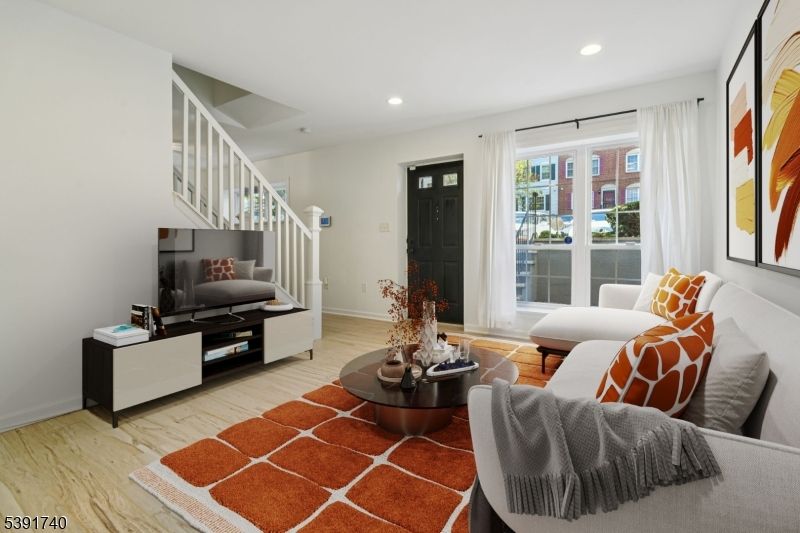 Interior, Living room, Recessed Lighting, Wood Texture Flooring