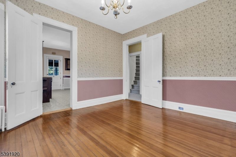 Chandelier, Empty room, Interior, Wood Texture Flooring