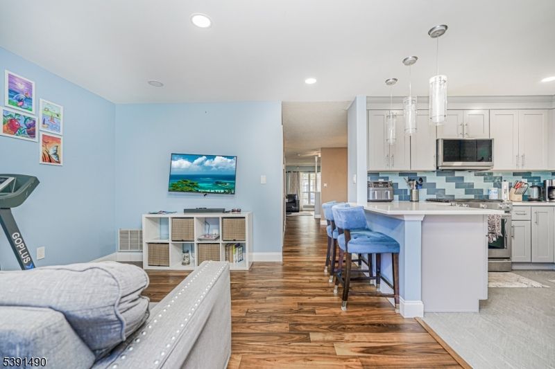 Interior, Kitchen, Pendant Lights, Recessed Lighting, Wood Texture Flooring