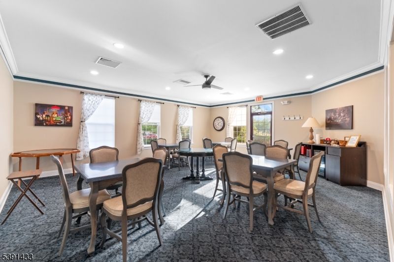 Dining room, Interior, Recessed Lighting