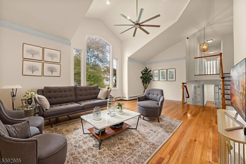 Interior, Living room, Pendant Lights, Wood Texture Flooring