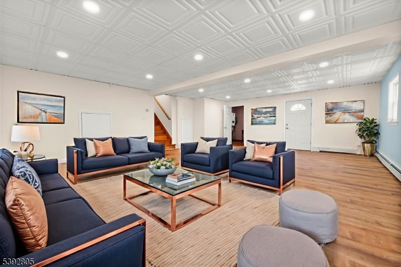 Interior, Living room, Recessed Lighting, Wood Texture Flooring