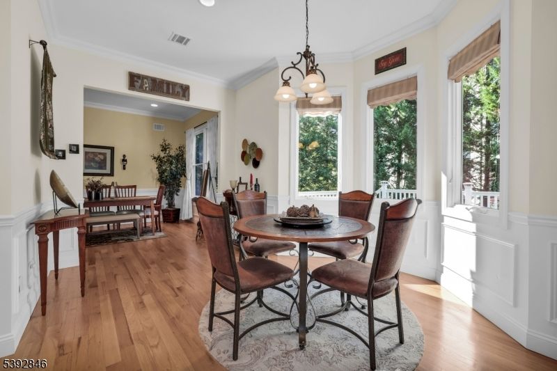 Chandelier, Dining room, Interior, Pendant Lights, Recessed Lighting, Wood Texture Flooring