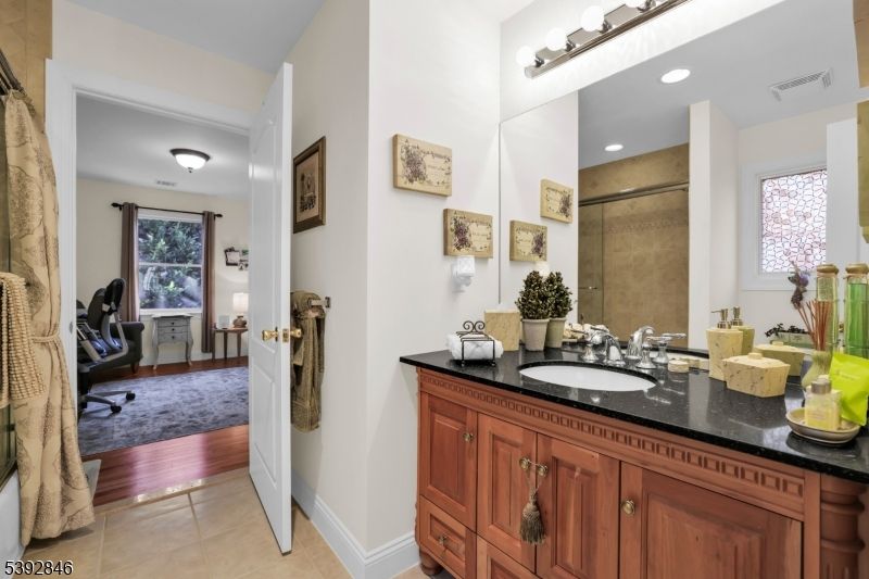 Bathroom, Interior, Recessed Lighting, Wood Texture Flooring