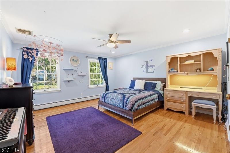 Bedroom, Home Office, Interior, Piano, Recessed Lighting, Wood Texture Flooring