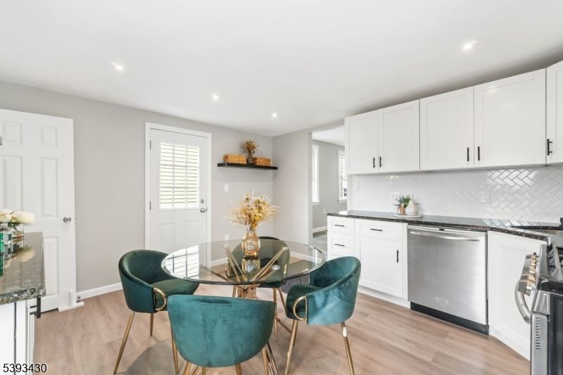 Dining room, Interior, Kitchen, Recessed Lighting, Wood Texture Flooring