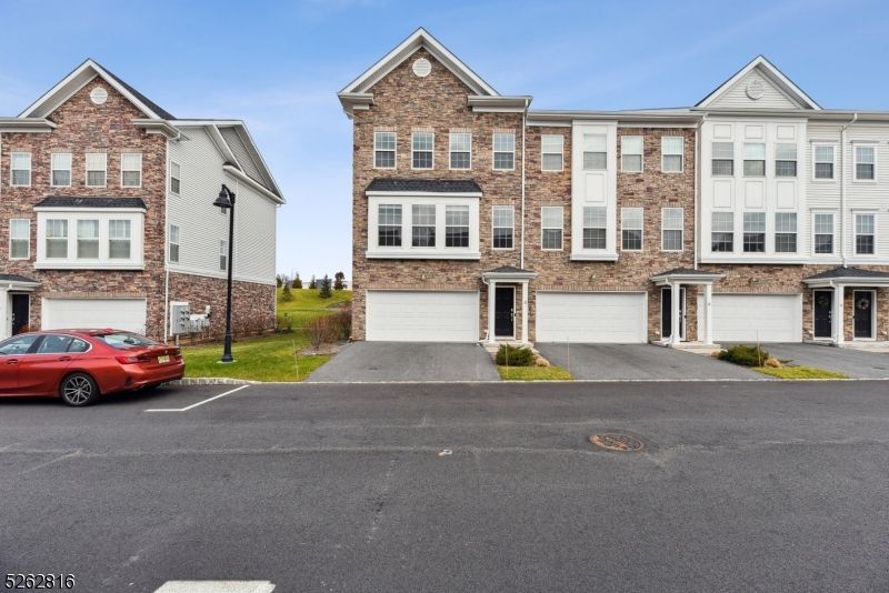 Attached, Exterior, Facade, Brick Facade, Rowhouse