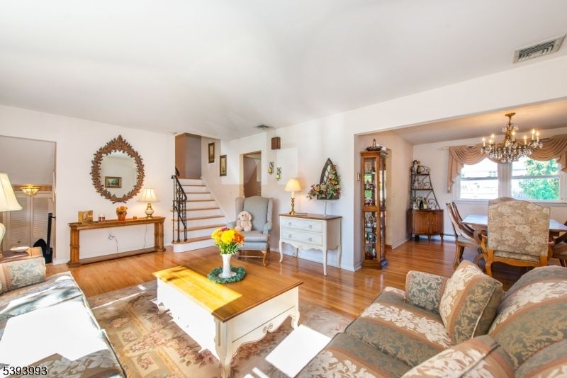 Chandelier, Dining room, Interior, Living room, Wood Texture Flooring