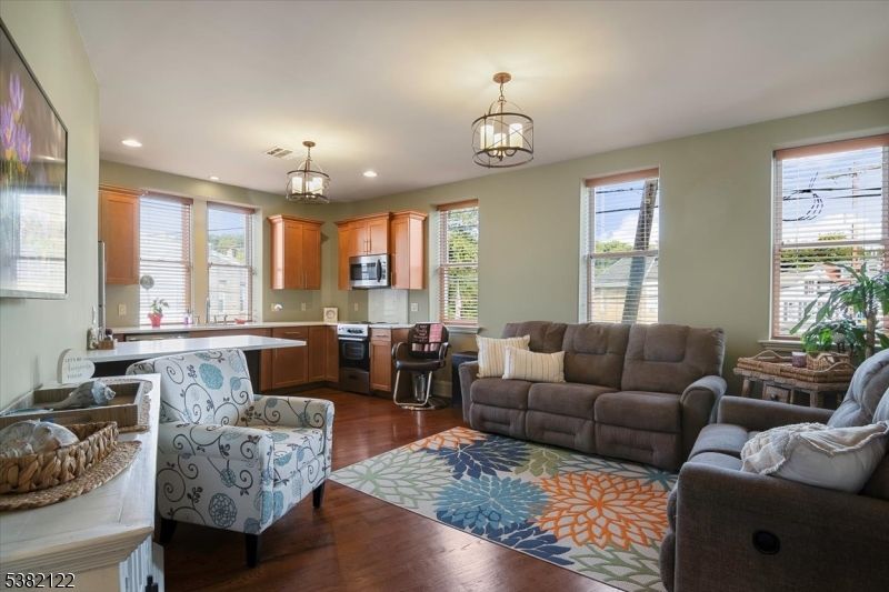 Interior, Kitchen, Living room, Pendant Lights, Recessed Lighting, Stainless Steel Appliances, Wood Texture Flooring