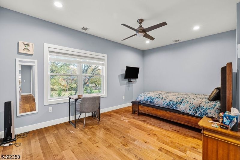 Bedroom, Home Office, Interior, Recessed Lighting, Wood Texture Flooring