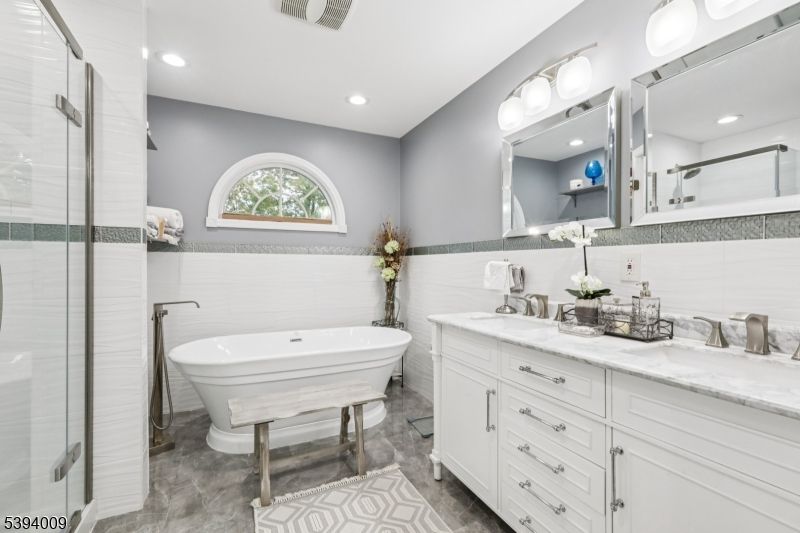 Bathroom, Dual Sink Vanities, Free Standing Baths, Glass Shower, Interior, Recessed Lighting