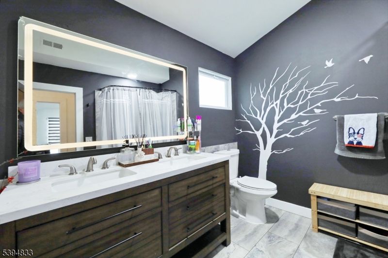 Bathroom, Dual Sink Vanities, Interior