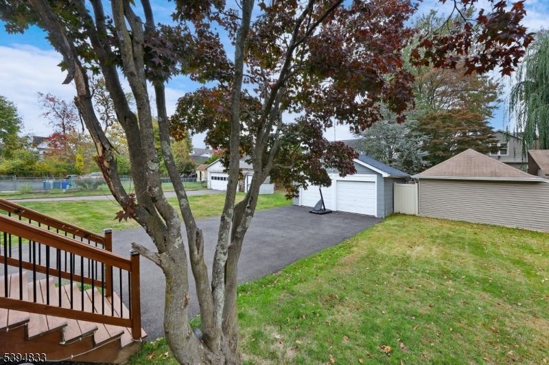 Backyard, Detached Garage, Exterior