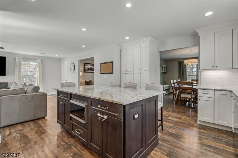 Chandelier, Dining room, Interior, Kitchen, Living room, Pendant Lights, Recessed Lighting, Wood Texture Flooring