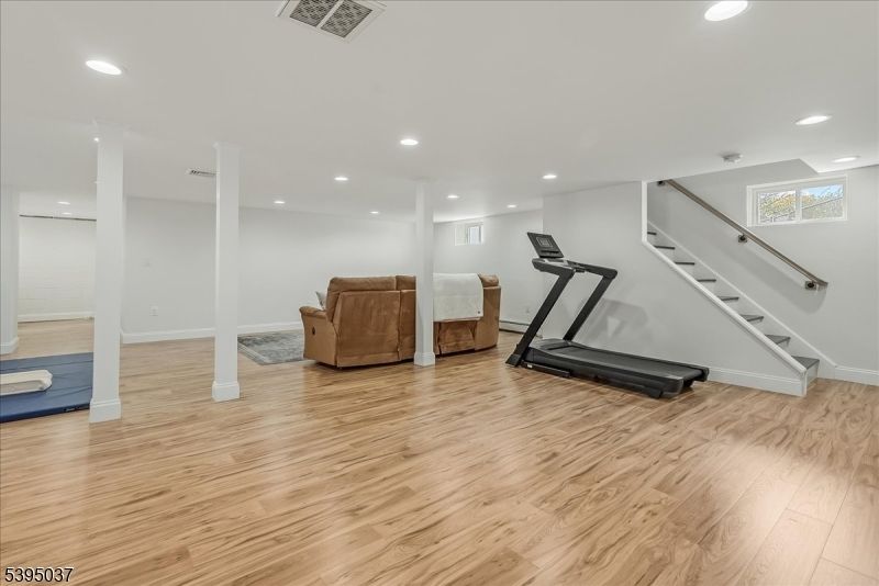 Fitness Equipment, Interior, Recessed Lighting, Wood Texture Flooring