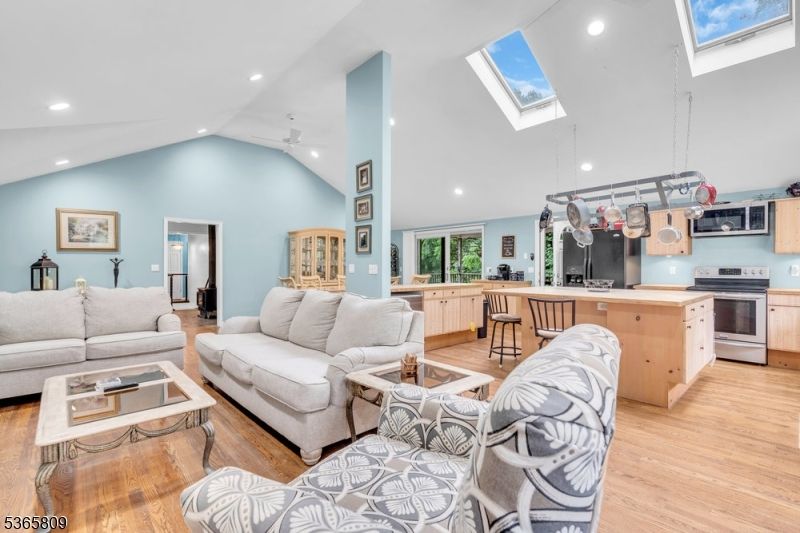 Interior, Kitchen, Living room, Pendant Lights, Recessed Lighting, Stainless Steel Appliances, Wood Texture Flooring