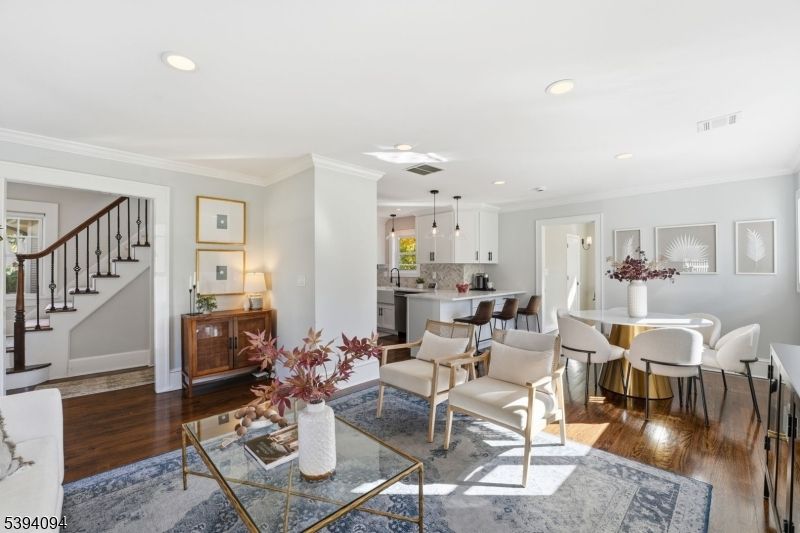 Dining room, Interior, Kitchen, Living room, Pendant Lights, Recessed Lighting, Wood Texture Flooring
