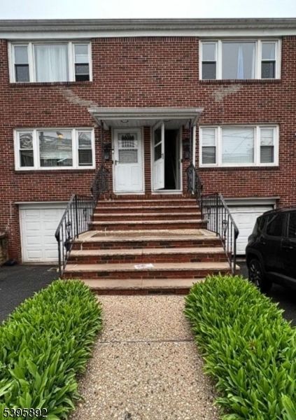 Attached, Exterior, Facade, Brick Facade, Rowhouse