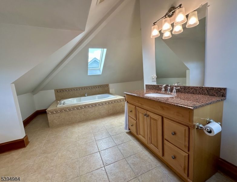 Bathroom, Dual Sink Vanities, Interior