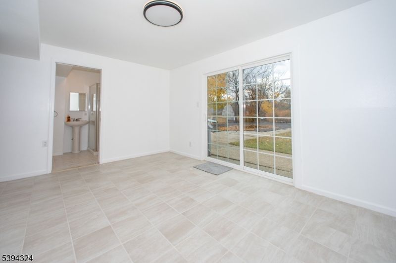 Bathroom, Empty room, Interior