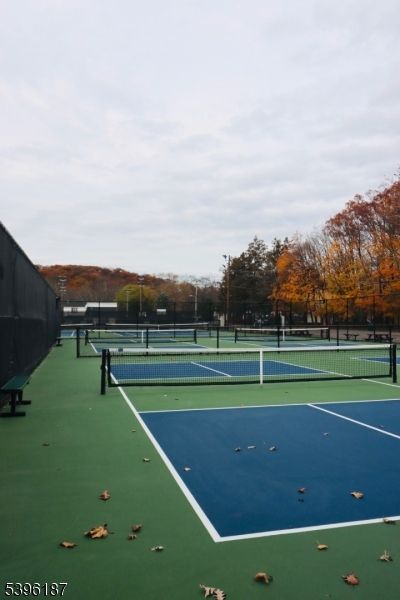 Exterior, Tennis Courts