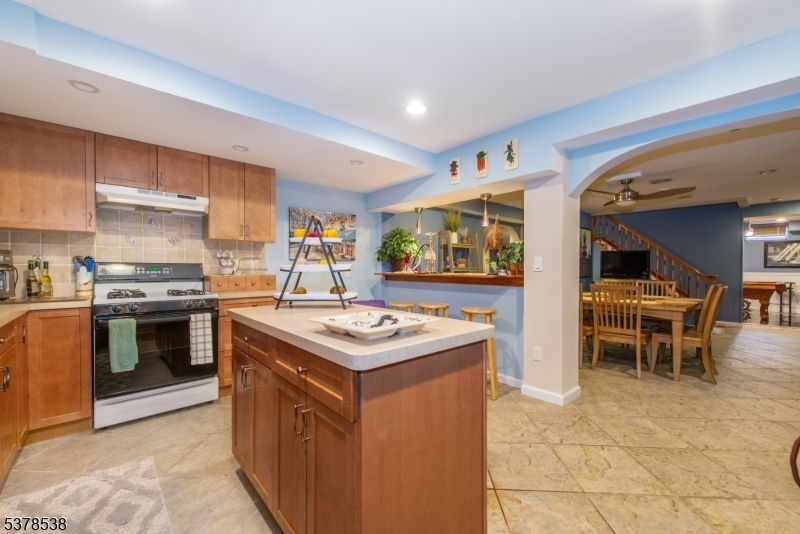 Dining room, Interior, Kitchen, Recessed Lighting