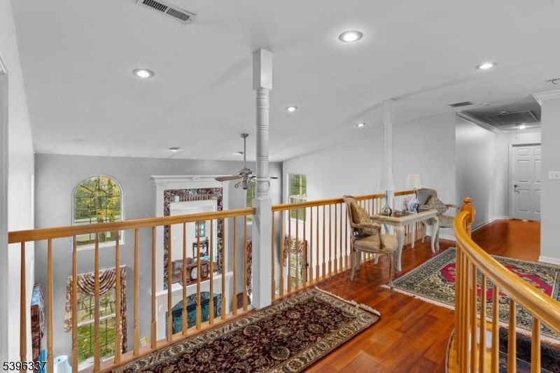 Interior, Pendant Lights, Recessed Lighting, Wood Texture Flooring