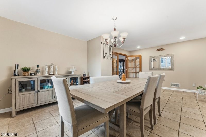 Chandelier, Dining room, Interior, Recessed Lighting