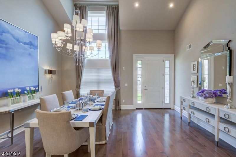 Chandelier, Dining room, Interior, Recessed Lighting, Wood Texture Flooring