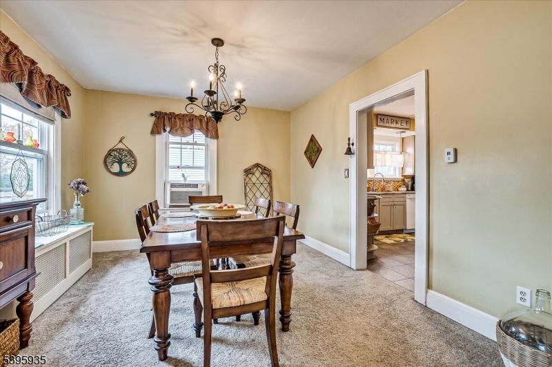Chandelier, Dining room, Interior