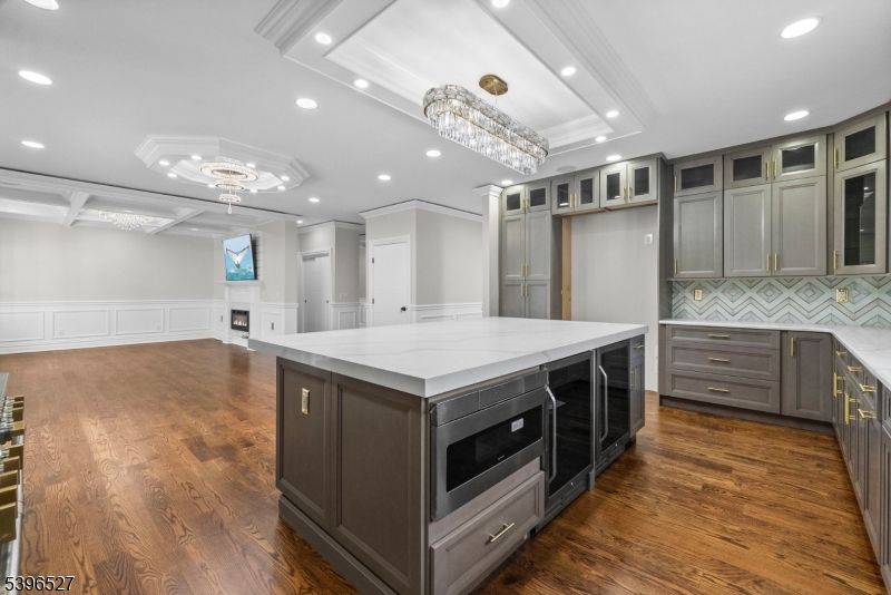 Chandelier, Interior, Kitchen, Recessed Lighting, Stainless Steel Appliances, Wood Texture Flooring