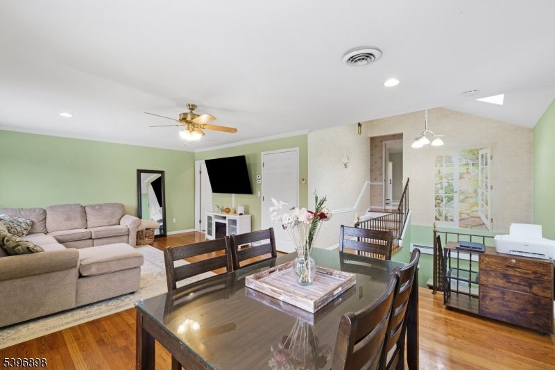 Dining room, Interior, Living room, Pendant Lights, Recessed Lighting, Wood Texture Flooring