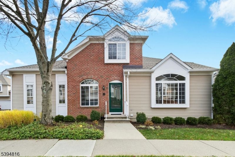 Exterior, Facade, Brick Facade, Brick Traditional