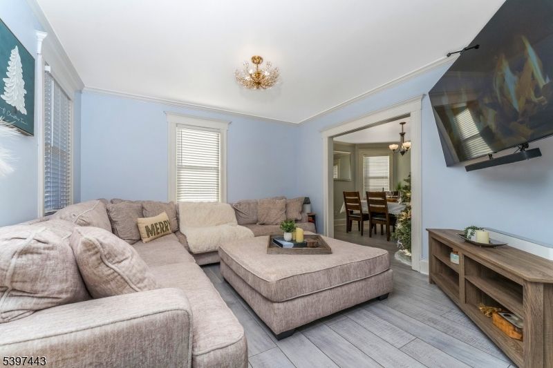 Chandelier, Dining room, Interior, Living room, Wood Texture Flooring