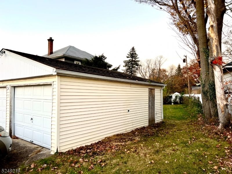 Backyard, Detached Garage, Exterior