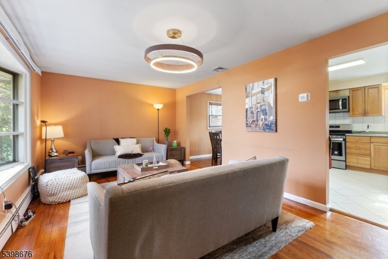 Interior, Kitchen, Living room, Pendant Lights, Stainless Steel Appliances, Wood Texture Flooring