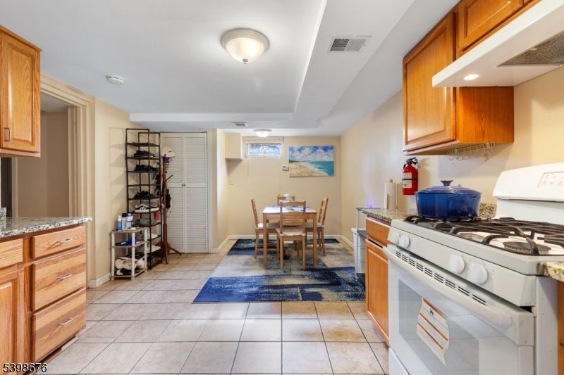 Dining room, Interior, Kitchen, Recessed Lighting