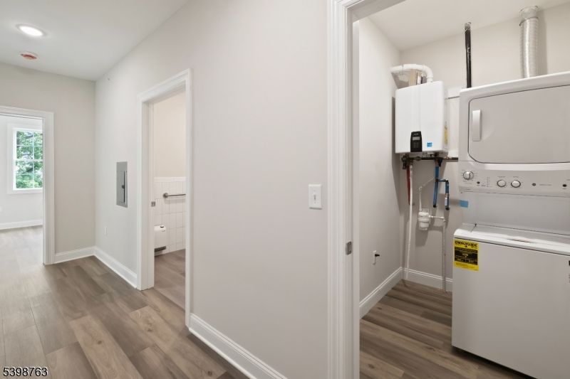 Interior, Recessed Lighting, Utility Closets, Washer, Wood Texture Flooring