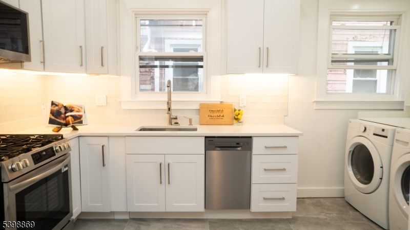 Interior, Kitchen, Stainless Steel Appliances, Washer