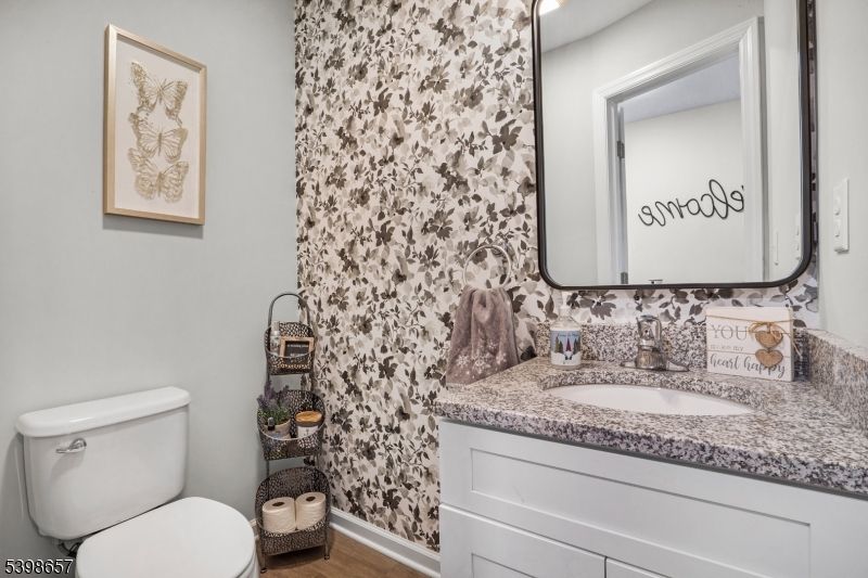 Bathroom, Interior, Recessed Lighting, Wood Texture Flooring